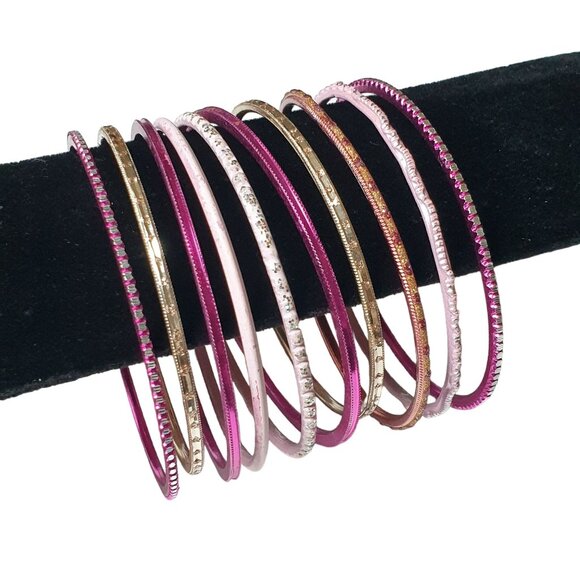 Etched Pink Fuchsia Metal Bangle Bracelets Set of 10 Fashion Costume Barbie Core - Picture 3 of 6